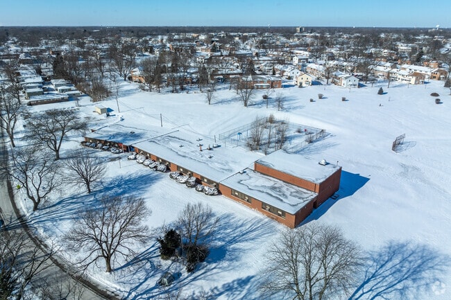 South Suburban Seventh-day Adventist Christian School is located conveniently in a residential a