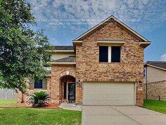 1306 Lucas St, Pearland, TX 77581