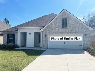 303 E Tweet St, Freeport, FL 32439