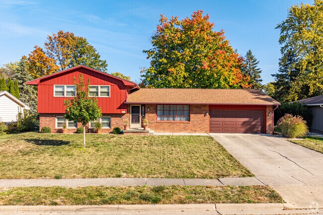 Split-level homes are a common style found in the Pleasant Hills neighborhood of Normal, IL