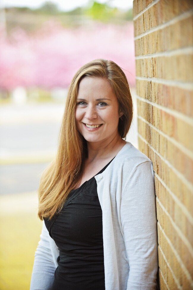 Jenna L. Clausen