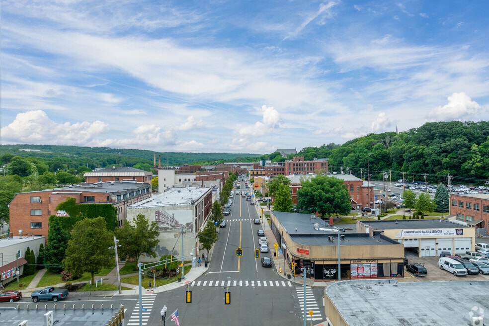 Neighborhood_Ansonia_V2_022124