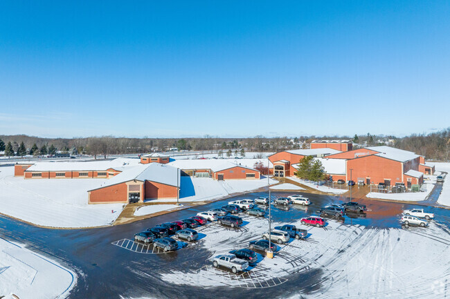 Leslie High School has a 25% math proficiency score.