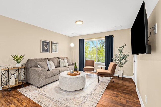 18435 Sharon Ln unit ID1032346P, Roseville, MI 48066 - photo 2