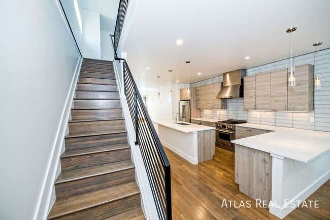 2156 S Sherman St, Denver, CO 80210 - photo 3