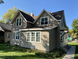 1631 Winnebago St, La Crosse, WI 54601