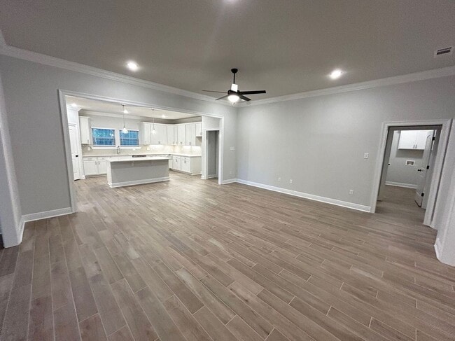 303 E Tweet St, Freeport, FL 32439 - photo 4