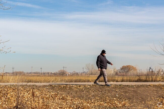 A 21-mile paved recreation trail wanders alongside the majestic Cache la Poudre River.