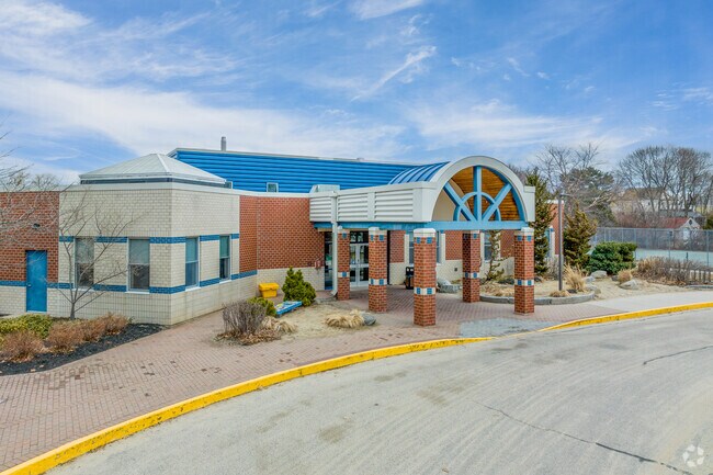 Dora L. Small Elementary School serves young students throughout Willard.