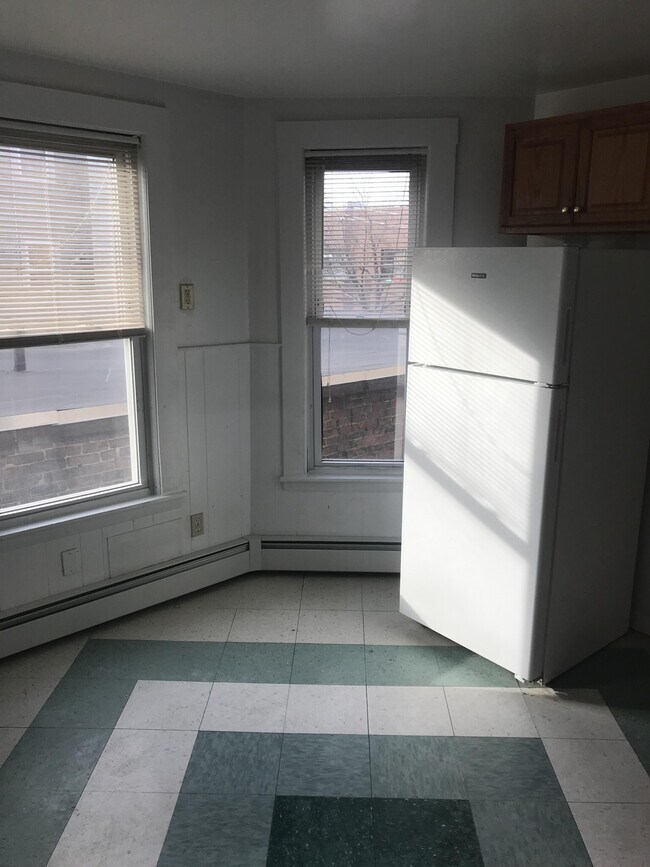 10 Warren St unit 3, Cambridge, MA 02141 - photo 4