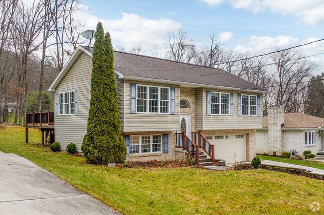 You can find split-level homes in the Lower Yoder area.