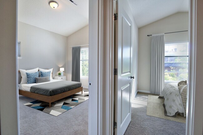 Creekview Crossing, Sherwood, OR 97140 - photo 3