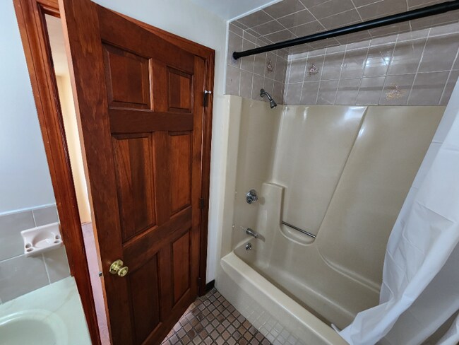 66 Brook St unit 1, Quincy, MA 02170 - photo 7