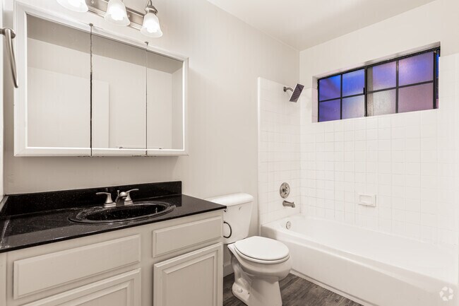 Ashland Garden Apartments, San Lorenzo, CA 94580 - photo 5