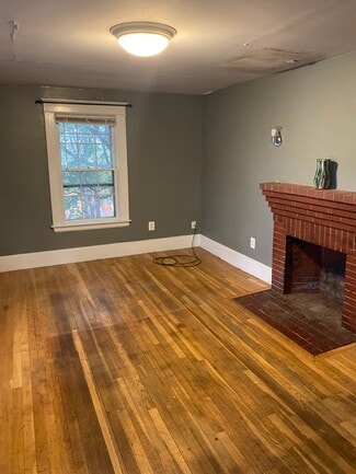 214 French St Unit 3, Bangor, ME 04401