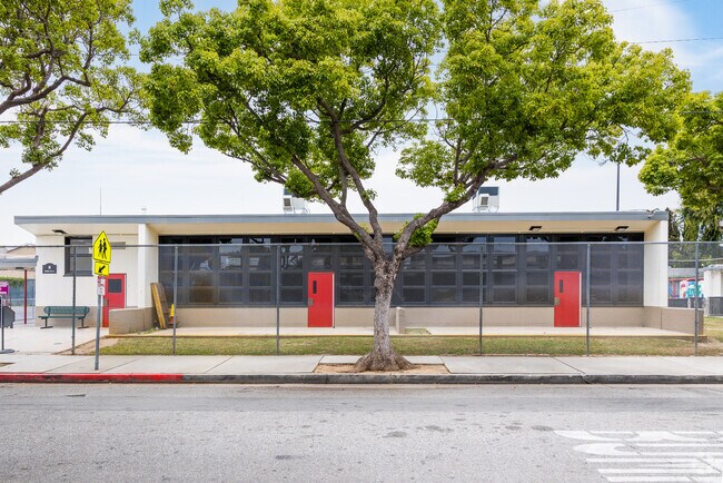 York Elementary School in Hawthorne, CA can be found just off Prairie Ave on York Ave.