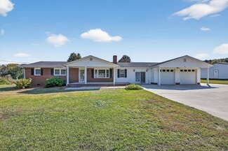 1580 N Honeycutt St, Benson, NC 27504