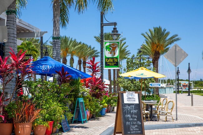 Rafi Tiki Restaurant has a garden terrace that has the best views in the Marina.