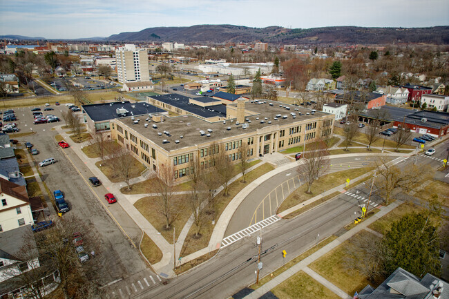 Parley Coburn Elementary School in Elmira NY has a gender distribution of approximately 53 percent male and 47 percent female students.