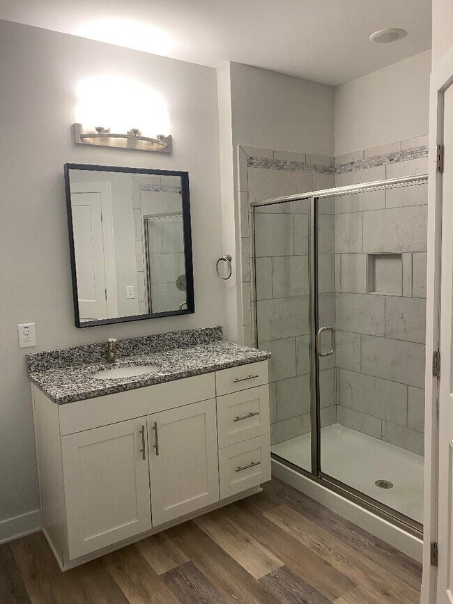 Peyton Place, Burlington, NC 27215 - photo 3