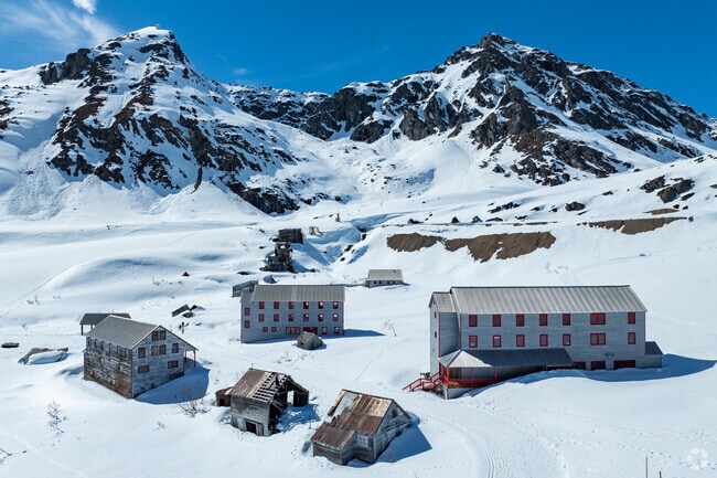 Independence Mine State Historical Park at Hatcher Pass is another great attraction to visit in Fishhook.
