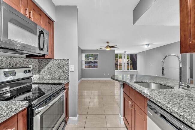 2890 N Oakland Forest Dr unit 108, Oakland Park, FL 33309 - photo 6