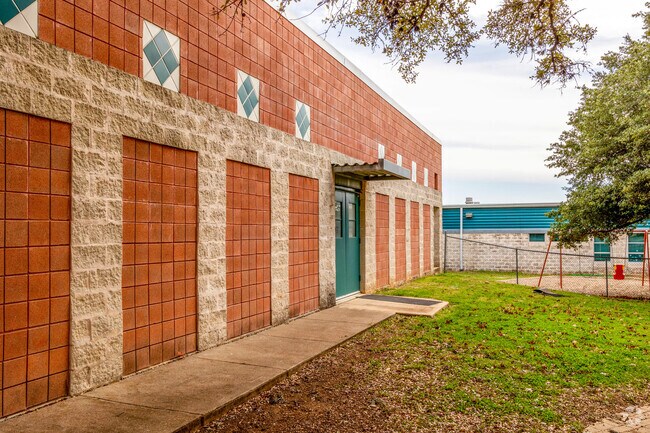 Baranoff Elementary is a highly rated public school in South Austin.