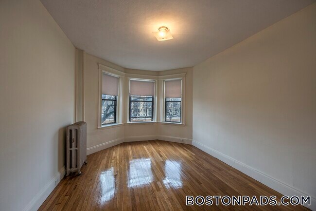 1144 Commonwealth Ave unit 26, Allston, MA 02134 - photo 4