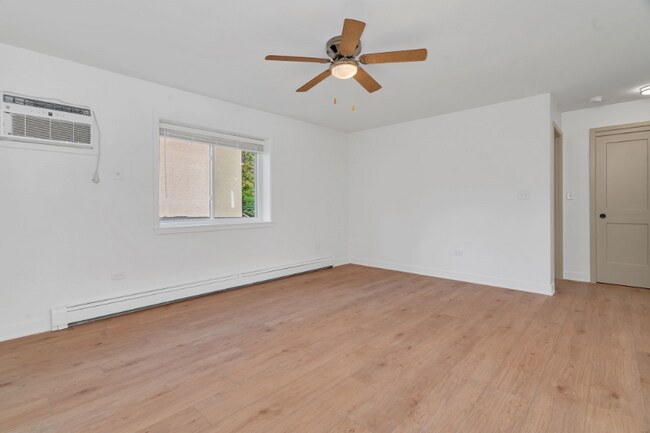 515 Pasadena Ave unit 1S, Crest Hill, IL 60403 - photo 7