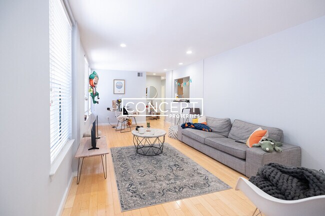 1661 Washington St unit 303, Boston, MA 02118 - photo 3