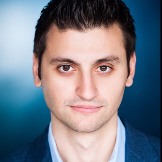 Agent Photo