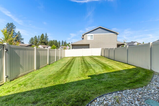 Orchard Land Duplexes, Coeur D'Alene, ID 83815 - photo 5