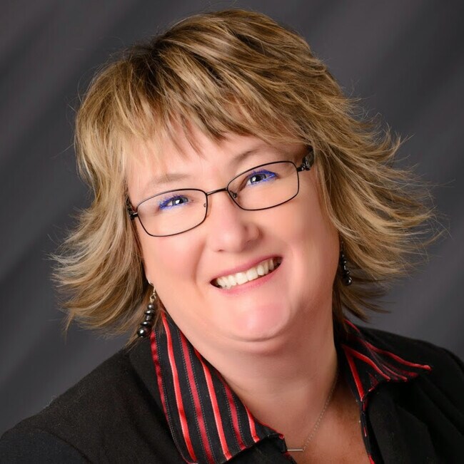Stephanie Chisholm