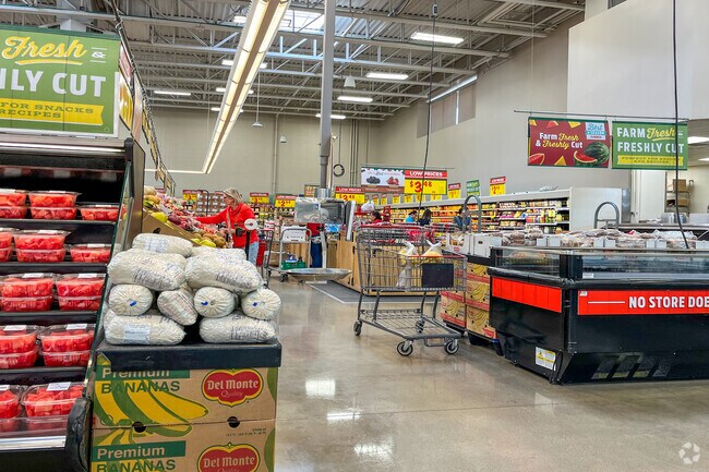HEB in Temple does fresh foods at great prices.