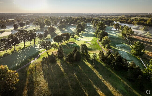 The Lexington Country Club boasts an 18-hole, par 72 golf course, a driving range, and putting green.