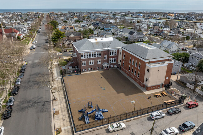 Avon Elementary School is ranked in the top #25 public schools in New Jersey.