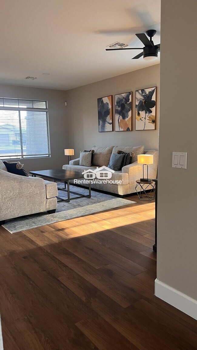 18391 W Western Star Blvd, Goodyear, AZ 85338 - photo 3