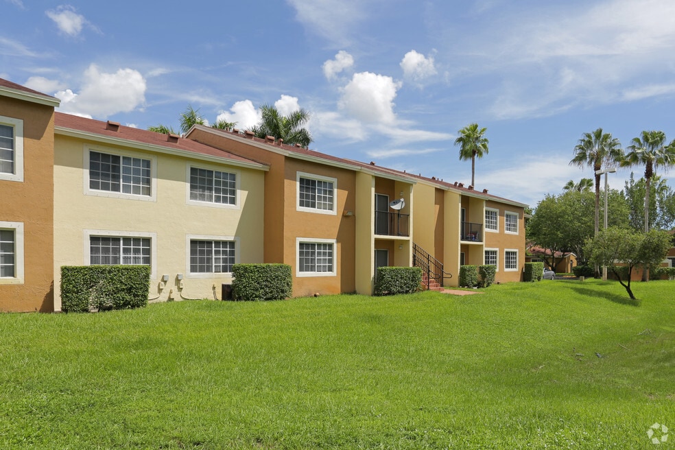 Pembroke Park Apartments