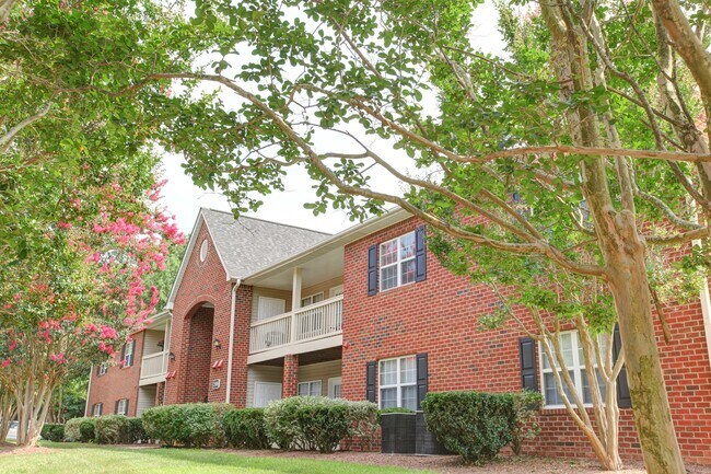Brookefield Apartments, Raleigh, NC 27615 - photo 4