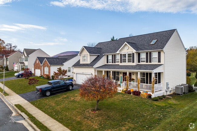 Pleasant Acres Road features single-family homes with spacious yards.