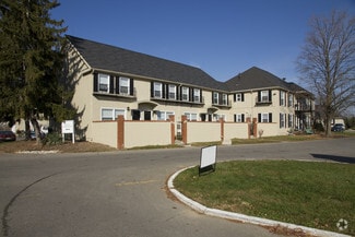 5803 Avenue Chateau Du Nord, Columbus, OH 43229