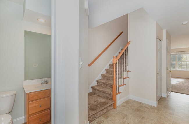 309 Buckley Dr, Harrisburg, PA 17112 - photo 3