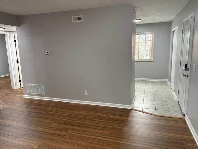 395 E 13th Ave unit 2, Columbus, OH 43201 - photo 4