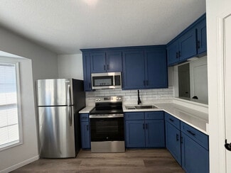 2101 State Hwy 3 Unit B, Dickinson, TX 77539