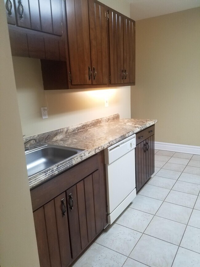 10850 Misty Creek Ct unit 10850 Misty Creek Ct, Nokesville, VA 20181 - photo 4