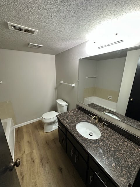 9507 University Ave, Clive, IA 50325 - photo 3