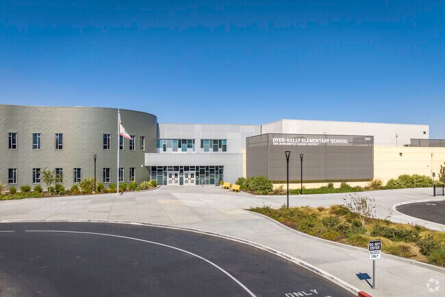 Dyer-Kelly Elementary School features an abundance of enrichment programs.