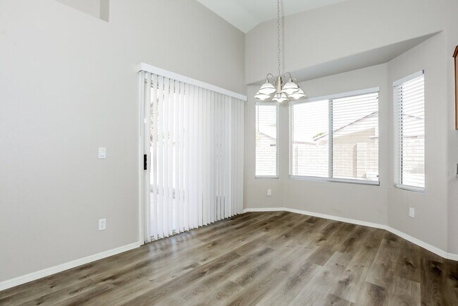 6746 E Melrose St, Mesa, AZ 85215 - photo 5