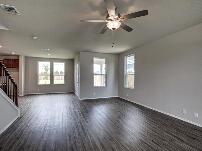 2801 Paria Canyon St unit 36497522, Converse, TX 78109 - photo 5