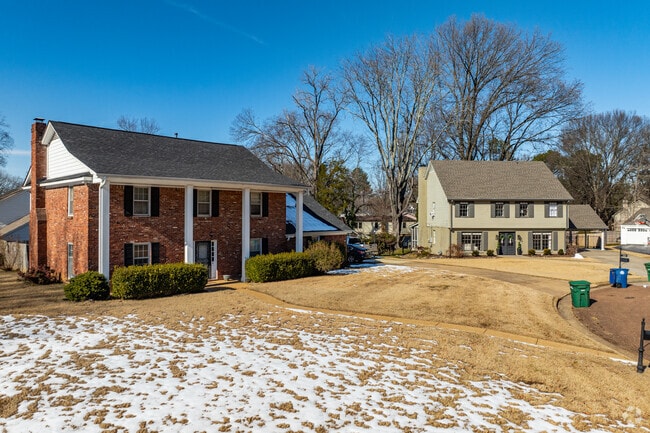 English Meadows homes typically sit on quarter-acre lots, but many lots are larger.